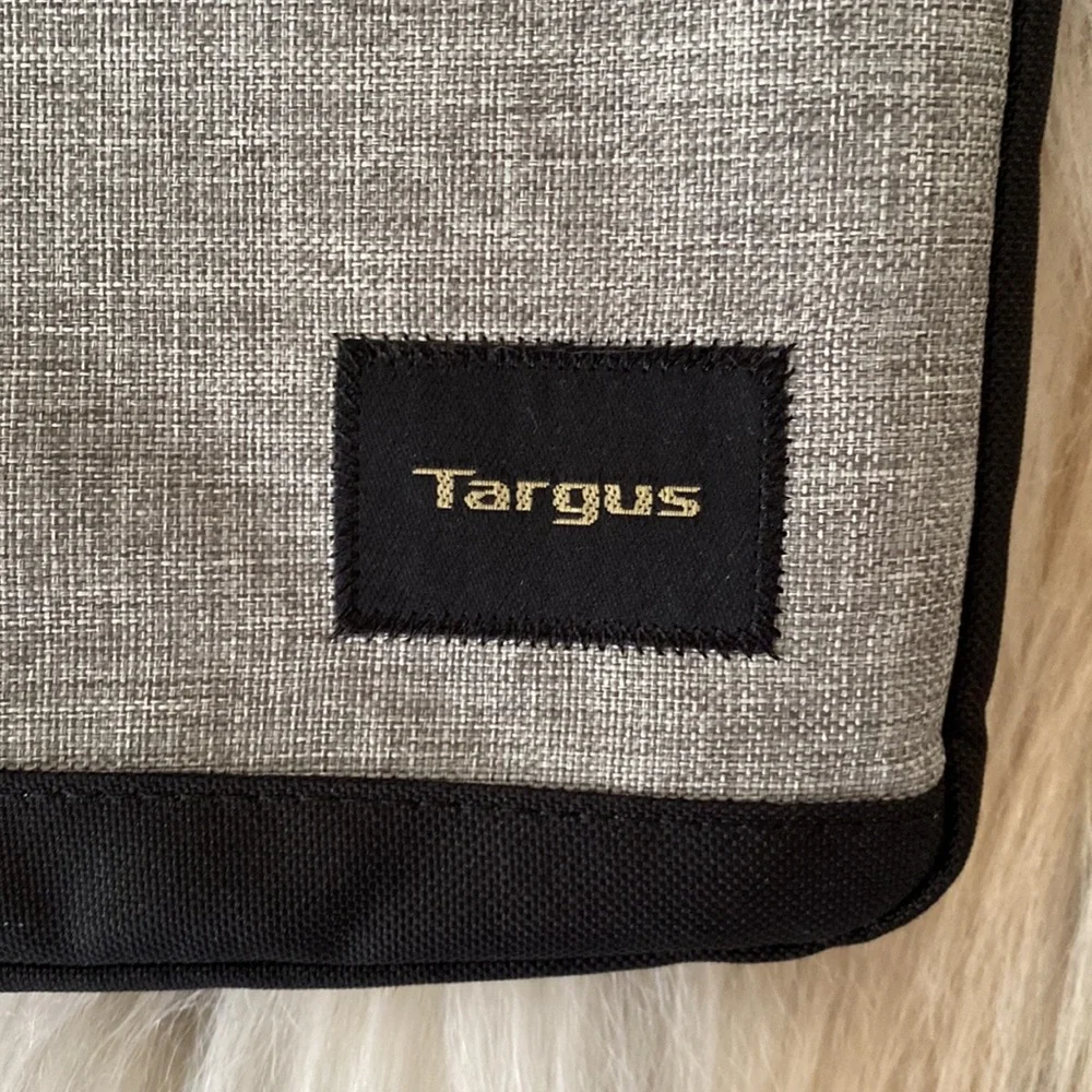 Targus laptop case